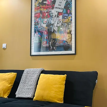 Design In Marais Center Pompidou *